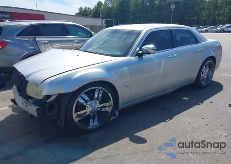 2005 Chrysler 300C z USA, uszkodzony, nr VIN 2C3JA63H85H572267